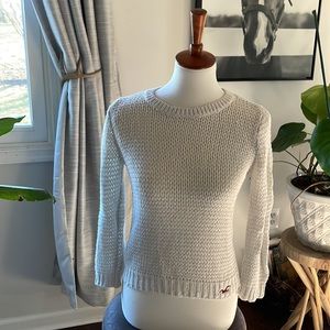 Women’s Hollister sweater (M)